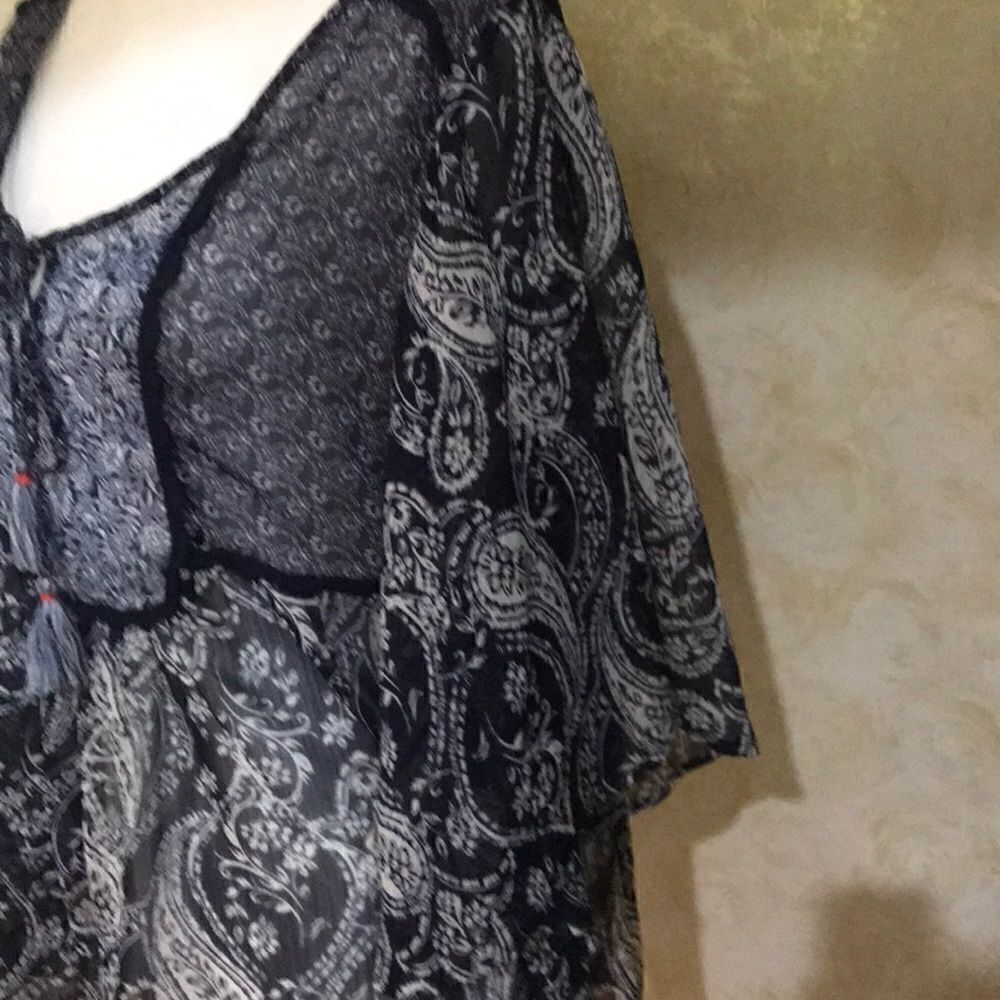 Knox Rose Top! - Picture 4 of 5